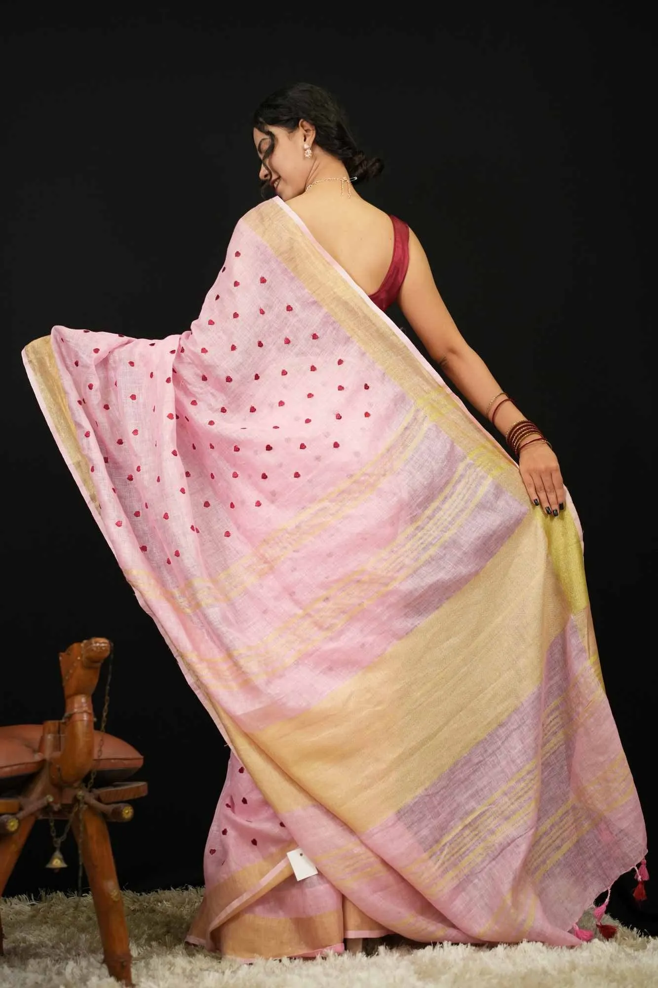 Beautiful  Pink Linen Heart Embroidered & Solid Border With Tassels On Palla Pre Drape Saree