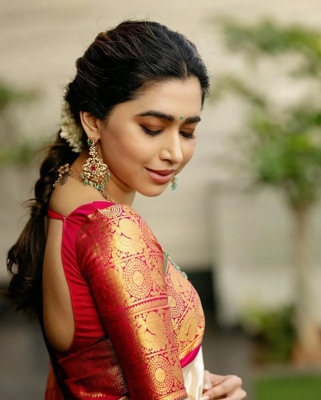 Evocative Beige Soft Silk Saree With Girlish Blouse Piece