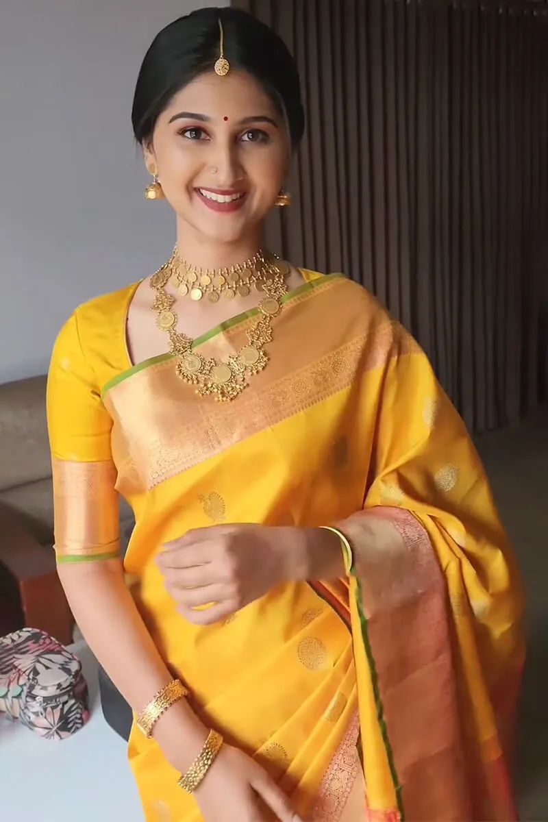 Girlish Yellow Soft Silk Saree With Mesmeric Blouse Piece