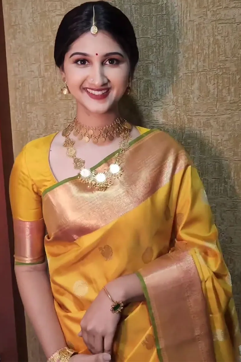Girlish Yellow Soft Silk Saree With Mesmeric Blouse Piece