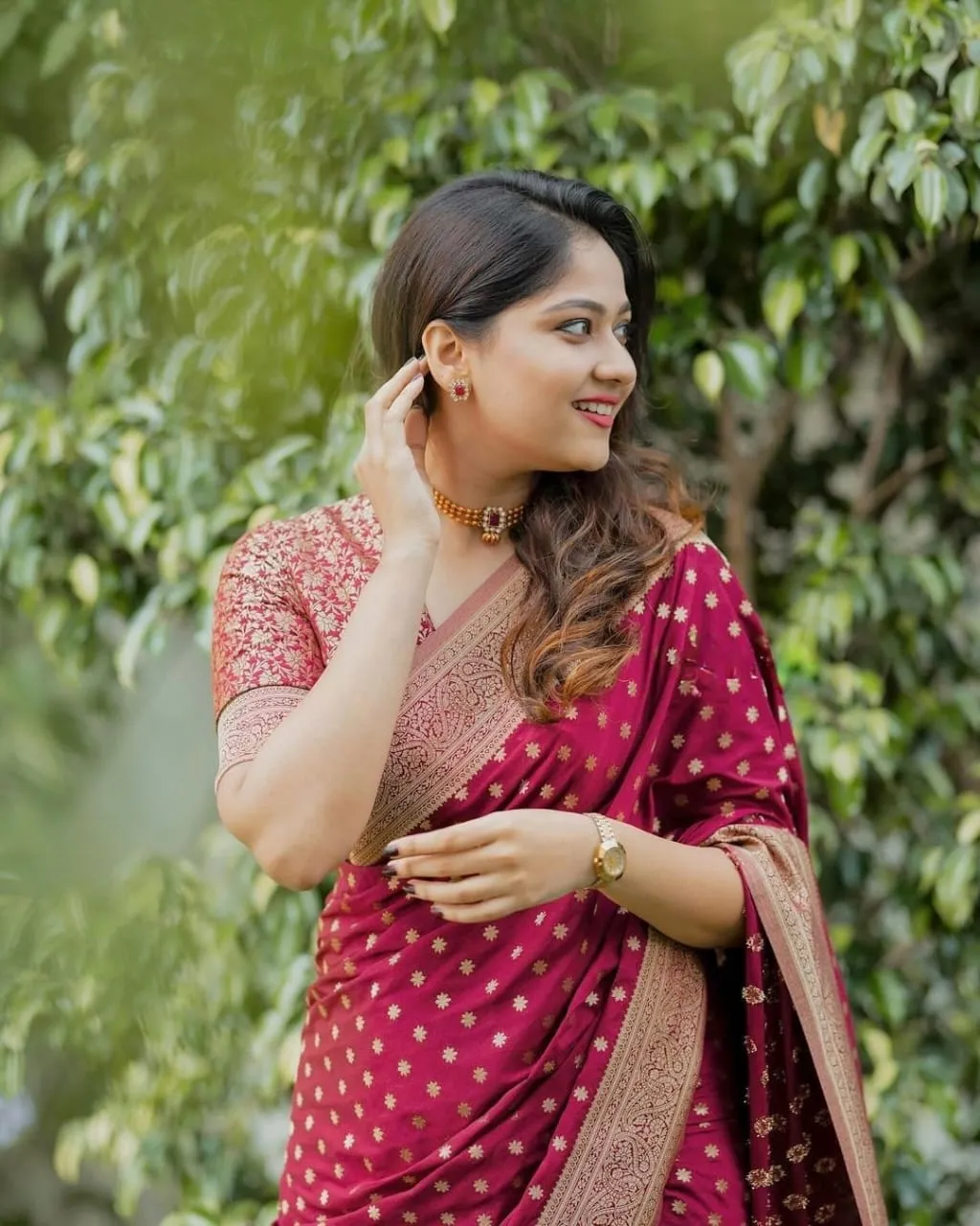 Gorgeous Maroon Soft Silk Saree With Alluring Blouse Piece