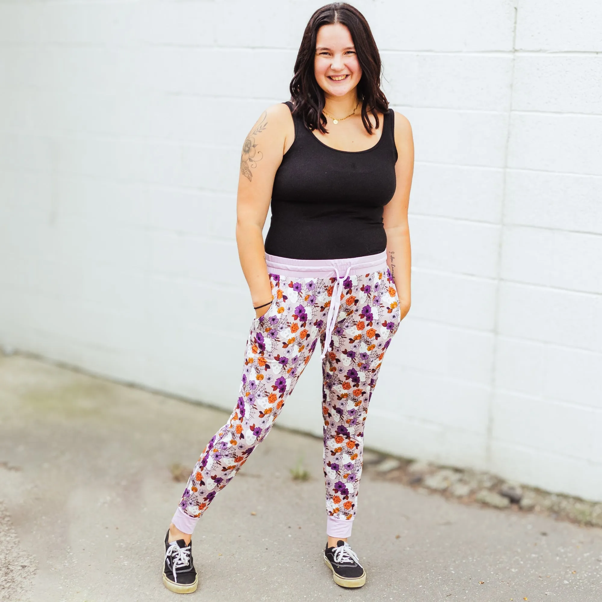 MAMA JOGGERS- Lavender Skulls