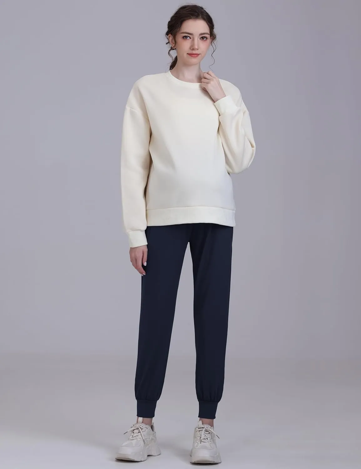 Maternity Joggers Fleece Lined Maternity Sweatpants Stretchy Workout Casual Pregnancy Pants with Pockets