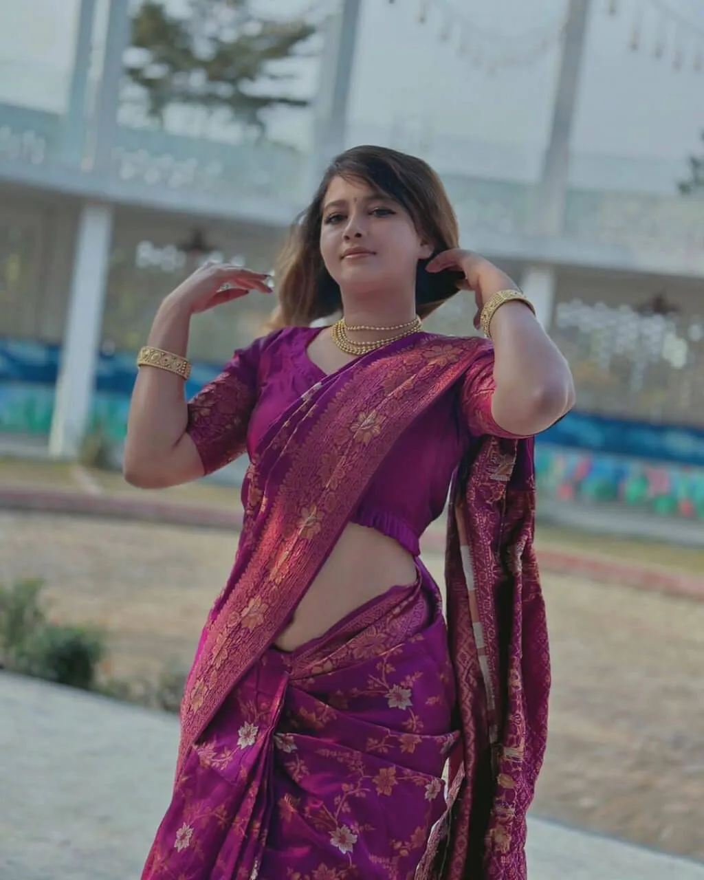 Ravishing Purple Soft Silk Saree With Groovy Blouse Piece