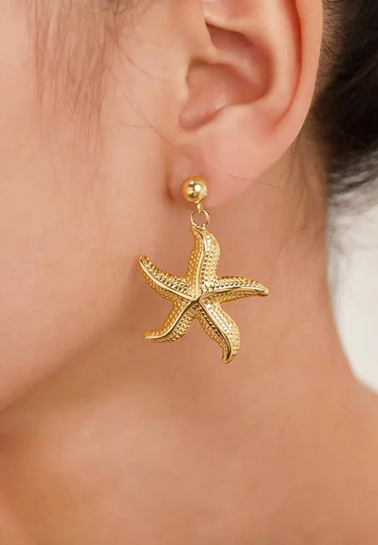 Seastar Earrings in Gold