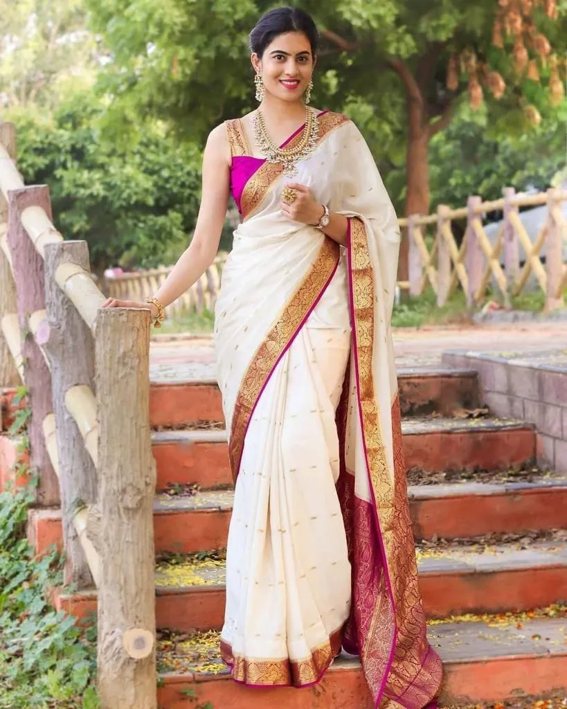 Transcendent Off White Soft Silk Saree With Admirable Blouse Piece